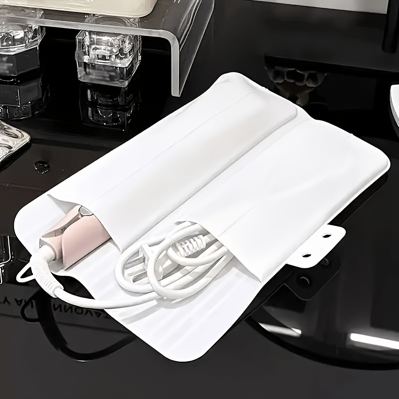 

Compact Foldable Silicone Hair Straightener Bag (11.41" X 7.87") - Perfect Gift For Traveling Stylists: Portable, Heat Resistant, And Easy To Store