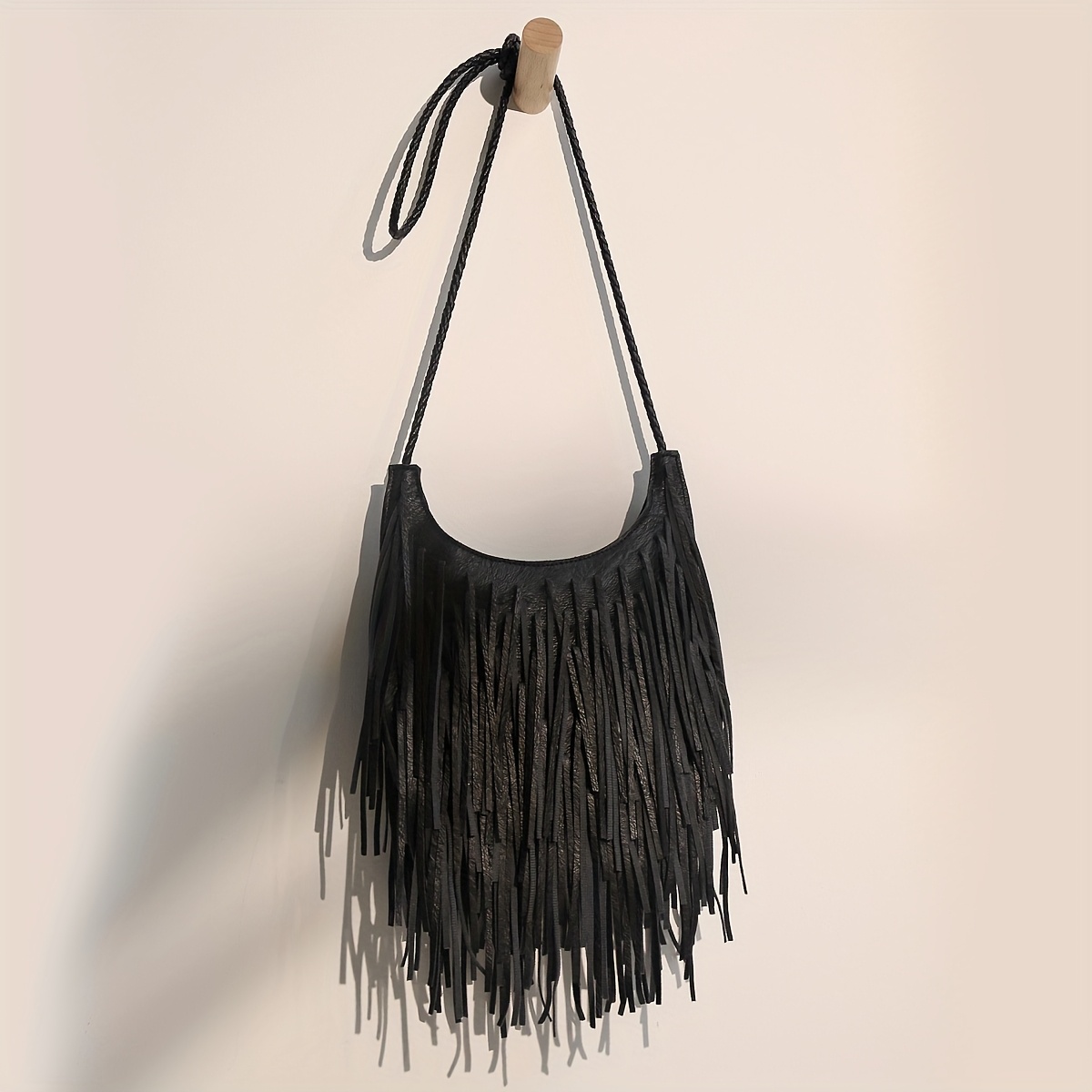 E-shop Böhmische PU Vegan Quaste Fransen Reißverschluss Gezwirnt Lange Umhänge Schulter Crossbody Tasche für Damen Lässig Hippie Urlaubsreise