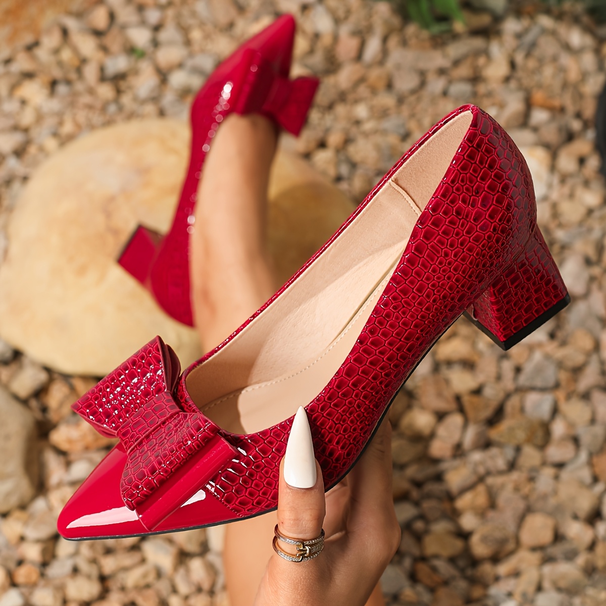 

1 Pair Elegant Red High Heels For Women, Vintage Pointed Toe Chunky Heel Pumps With Bow Detail, Pu, Tpu Sole, Non-washable, Sexy