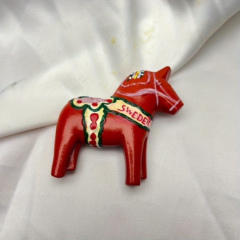 1pc Dalama Refrigerator Sticker Creative Resin Cute Horse Magnetic Sticker Home Decoration Commemorative Kitchen, Dining Room Office Decor