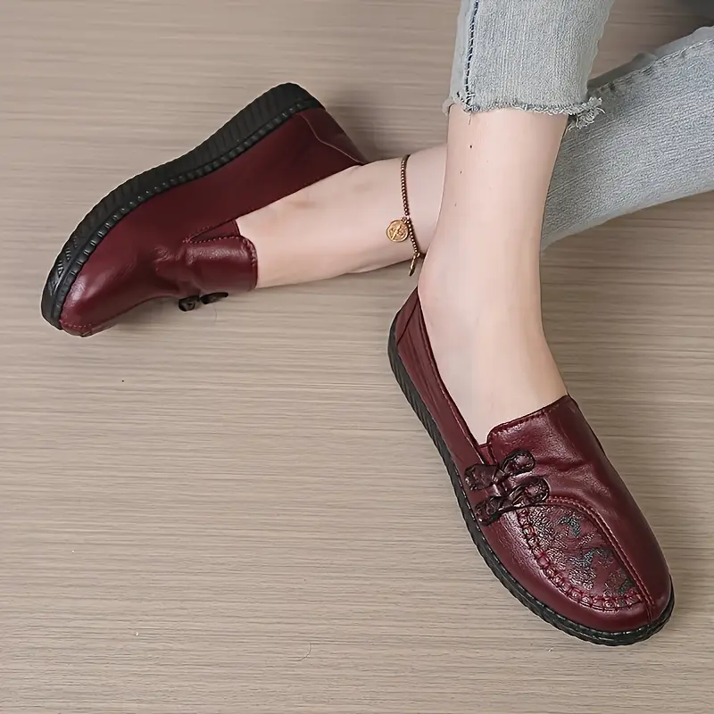dress shoes for elderly ladies Adjustable Diabetic Women, Wide Leather Shoes for Swollen Feet with Non-Slip Air Cushion Bottom, Flattening and Widening Design (Black US Men 3.5) Microbial Fluid Barrier technology wide soft soled comfortable shoes
