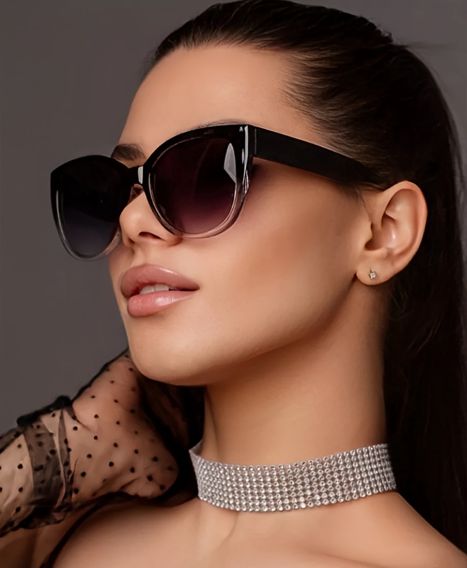 1pc Fashion Oval Cat Eye Glasses for Women, Gradient Lens, Polycarbonate  Frame with Metal Hinges, Decorative Eyewear, Large Frame, Gray Lens