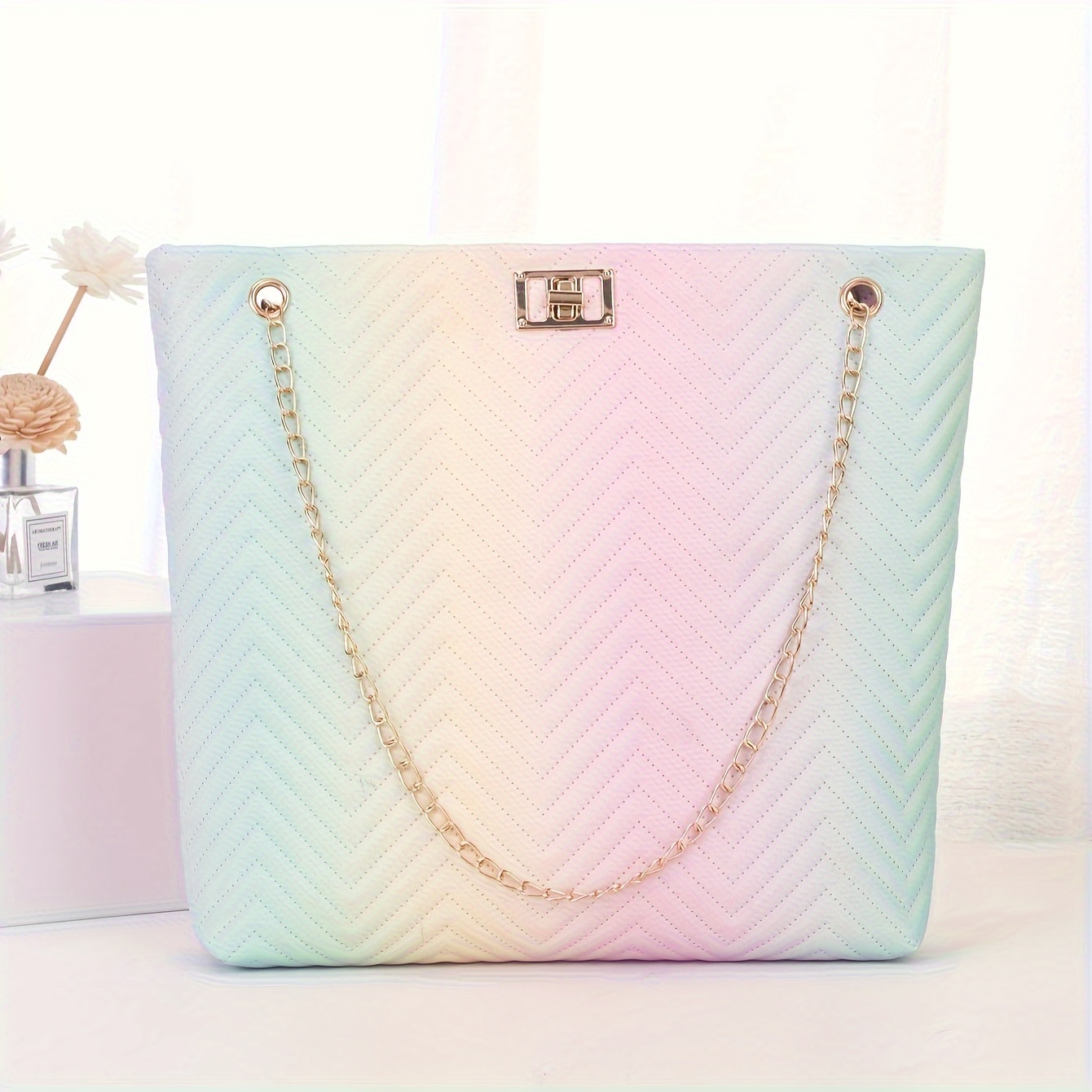Image of 2024 Women's Summer Single Shoulder Bag Fashion Gradient Multicolor Handbag Style Striped Bag Twist Lock Trendy Random Print Bag