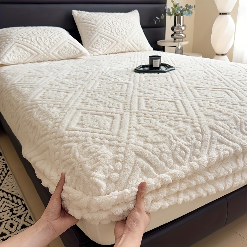 luxurious   fitted sheet thick warm autumn winter bedding with elegant carved   knit fabric machine washable solid color pillowcase not included details 23