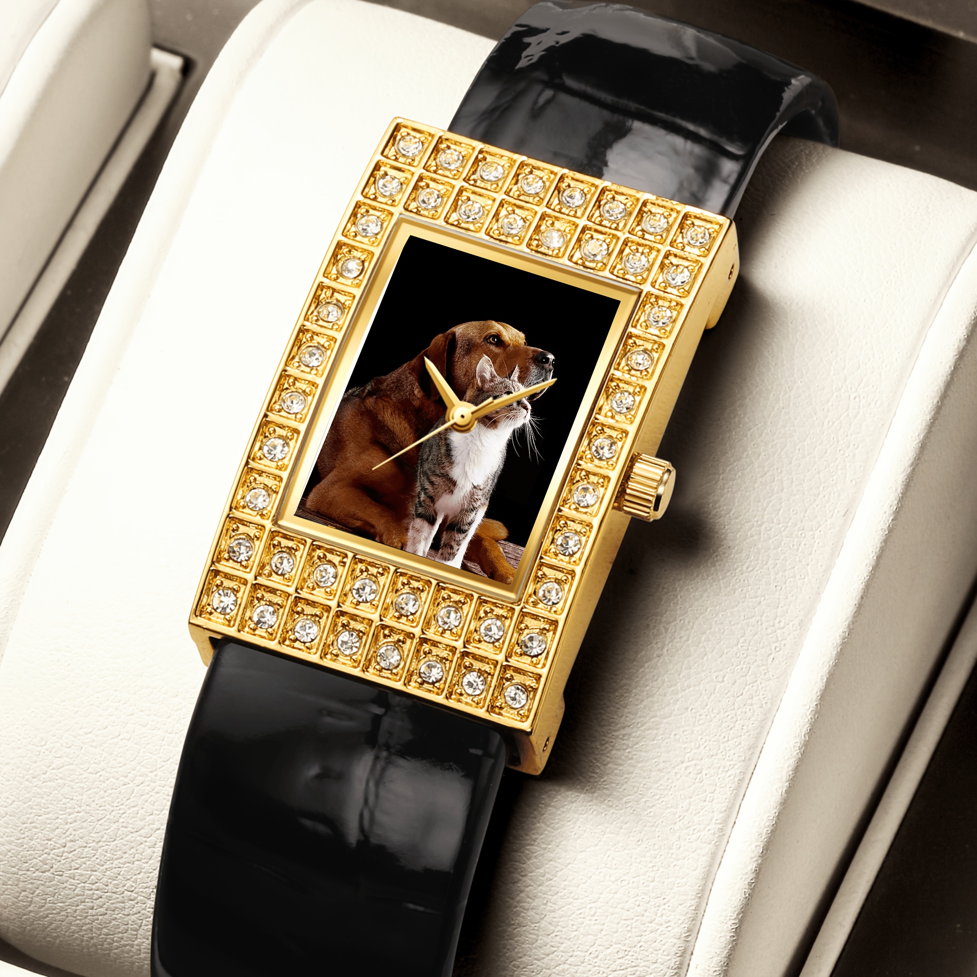 Vintage Full-Circle Rhinestone-Bordered Women's Quartz Watch
