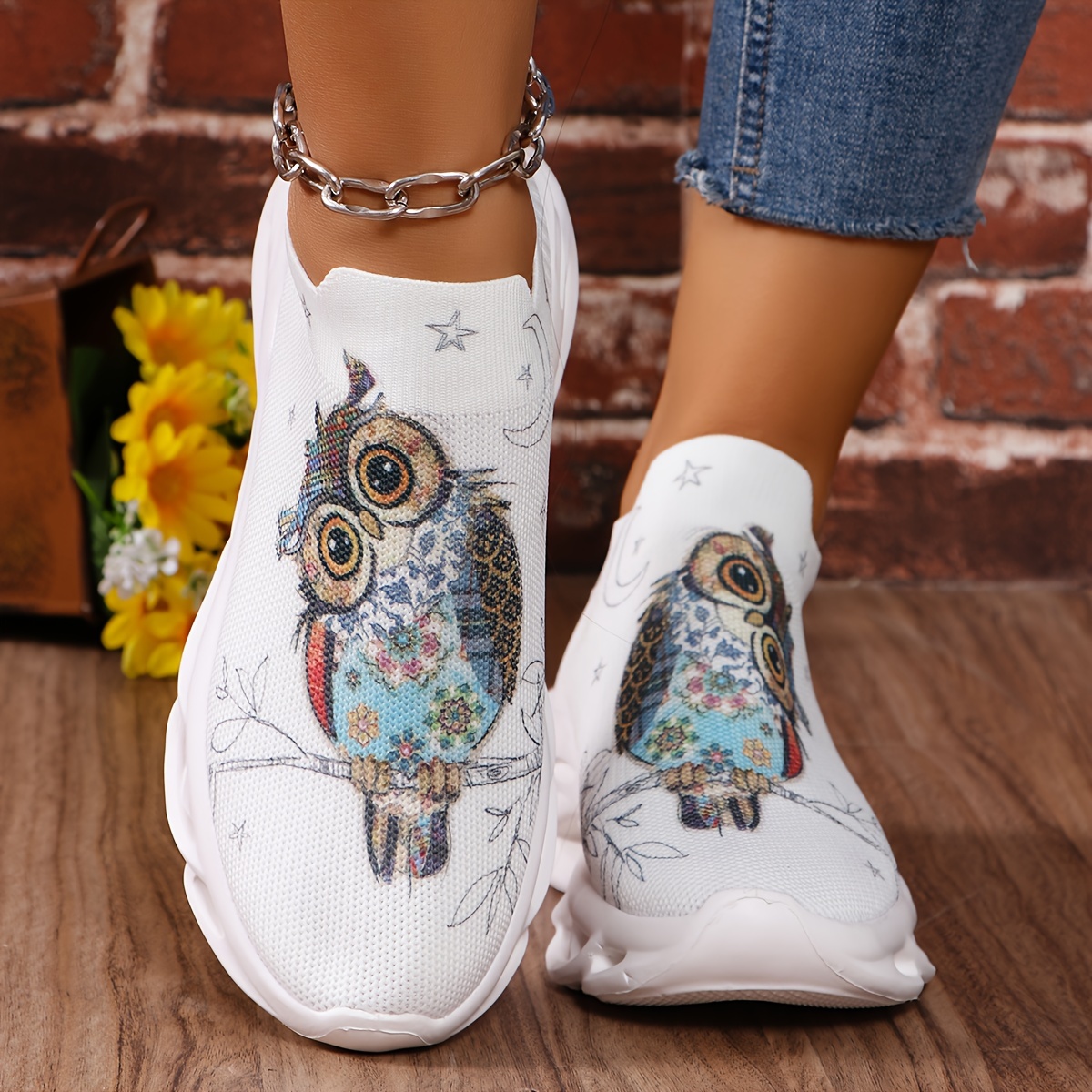 

Women's Fashion Slip-on Sneakers, Casual Owl Print Sport Shoes, Lightweight Breathable Mesh Walking Shoes, Stylish White Footwear With Durable Sole