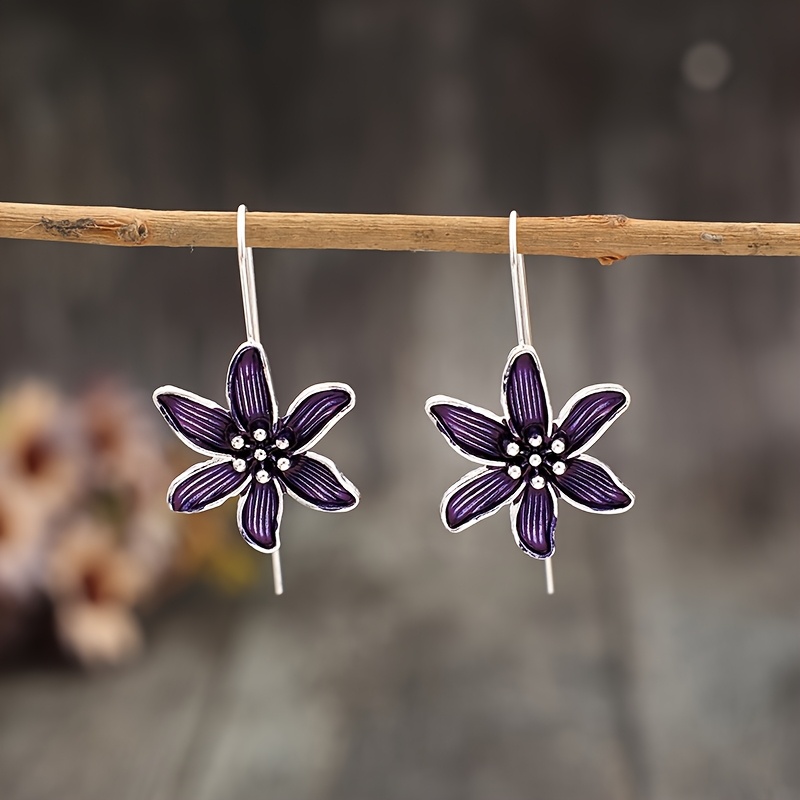 TEMU Une paire de boucles d'oreilles , élégantes et exquises, en alliage avec motif floral nouveau.