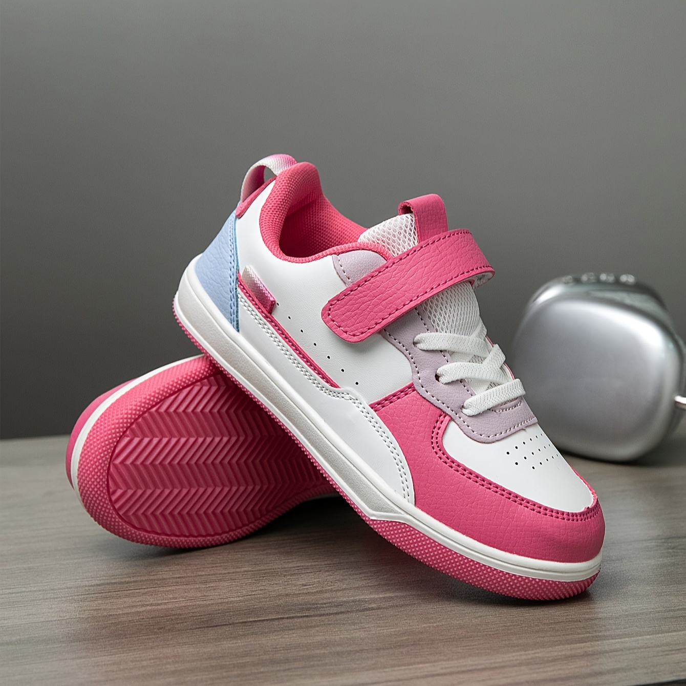 1 Pair of Boys and Girls Shoes with Sticky Buckle Design, Comfortable Flat Bottoms, Breathable and Durable, Youngsters Sports Casual Shoes in Candy Colors, Suitable for All Seasons, Youngsters'S Shoes