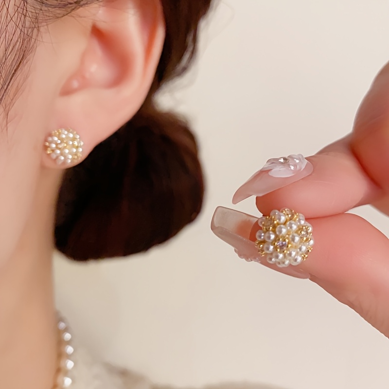 TEMU 1 Par de Pequeños y Exquisitos Aretes de Flores de Perlas de Plástico con Circonita, Aretes de Mujer Versátiles e Informales de de Perlas de