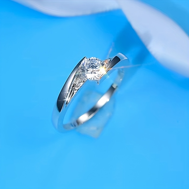 1pc Hypoallergenic Silvery Ring with 0.5 Carat Stone Wedding Rings for Women, Elegant Fashion Accessories Anniversary Christmas Valentine's Day Gift Jewelry