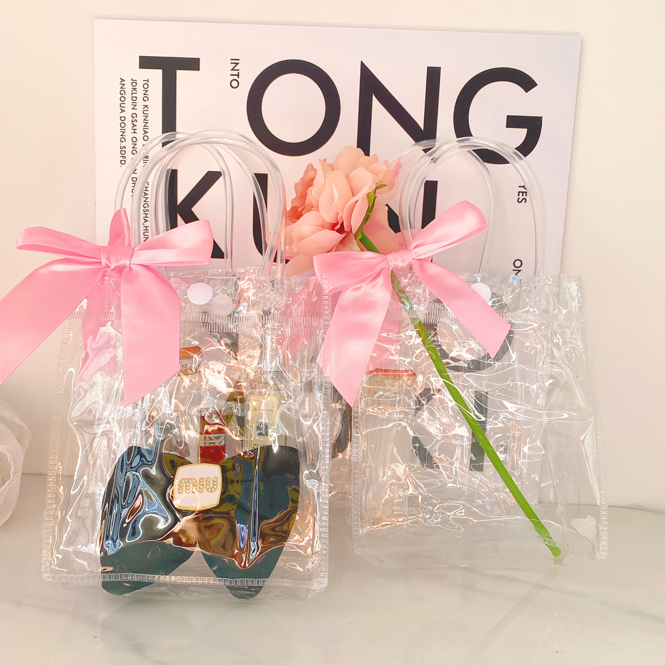 SmoothNovelty 12-Pack Pink Bow Clear PVC Gift Bags With Handles - Reusable Treat Bags For Parties