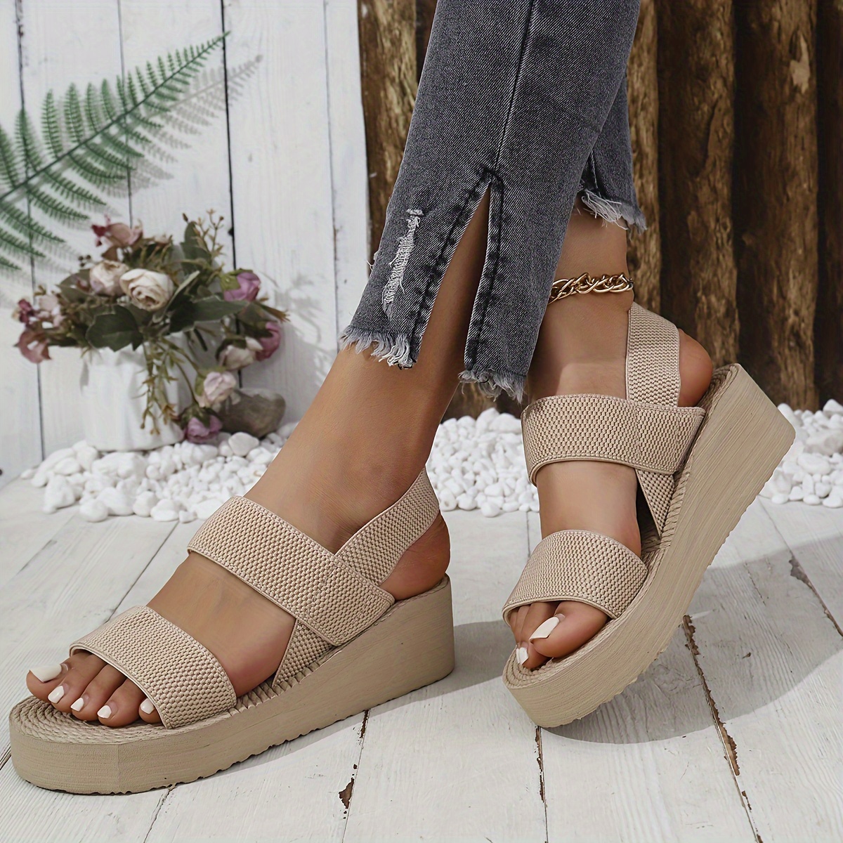 Casual wedge heels deals