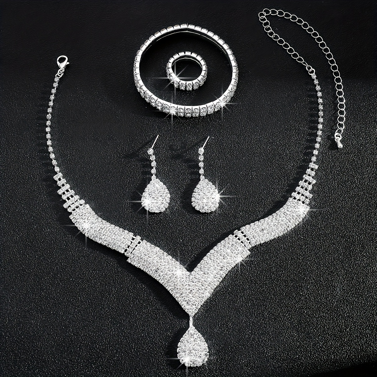 Elegant V-Shaped Teardrop Jewelry Set with Rhinestones