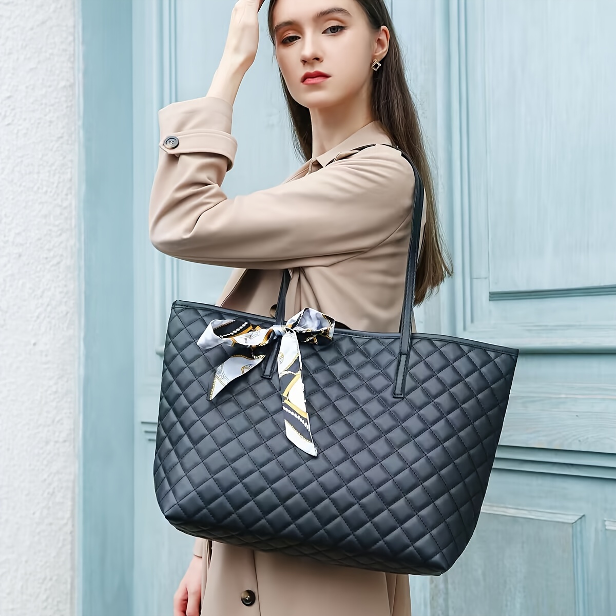 

Quilted Tote Bag With Bow - Black, White, And Brown - Large Capacity, Handwash Or , No Magnetic Closure, Polyester
