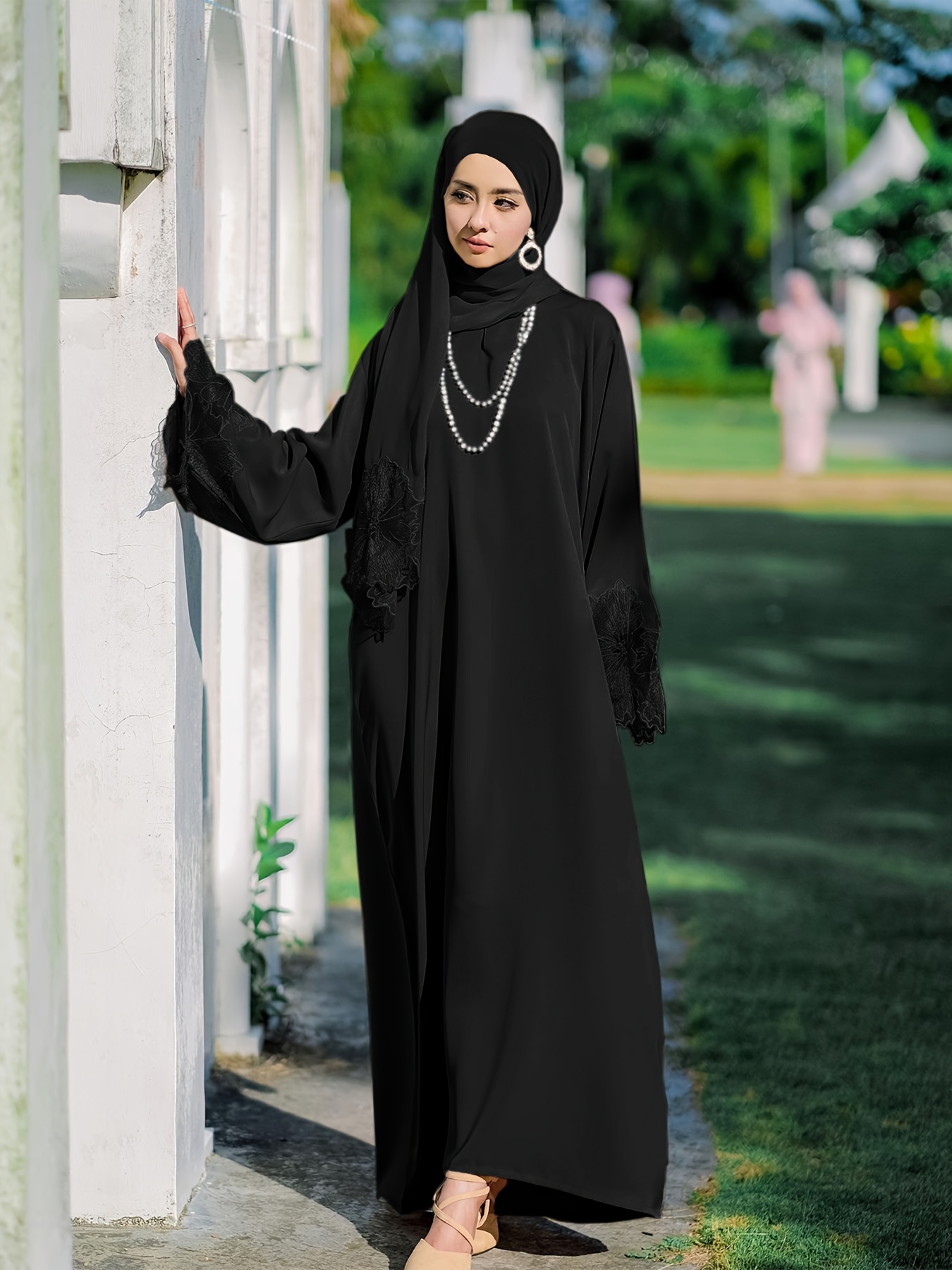 Spring And Summer 2025, a Easy And Versatile Solid Color Long-Sleeve Shirt  Dress for Middle Eastern Muslim Women, Casual Abaya Robe in a Low-*