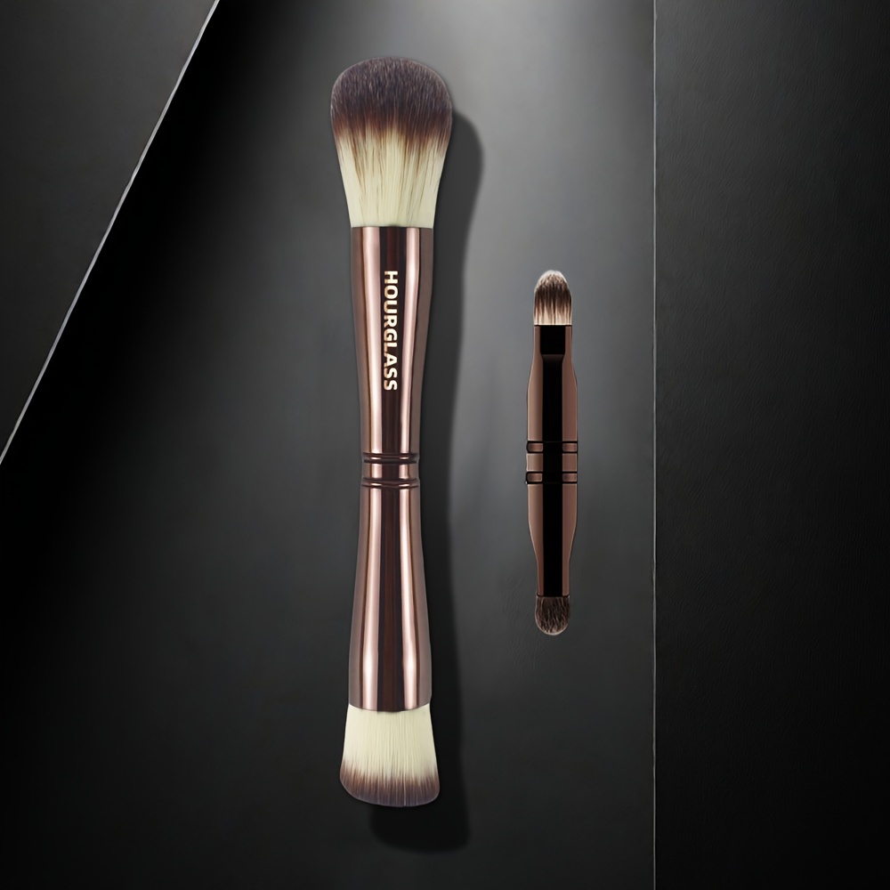 

4-in-1 Multi-functional Portable Makeup Brush With Polyester Bristles, Oil-free Wand Form, Metal Handle For All Skin Types - Powder/foundation/blending/concealer Brush