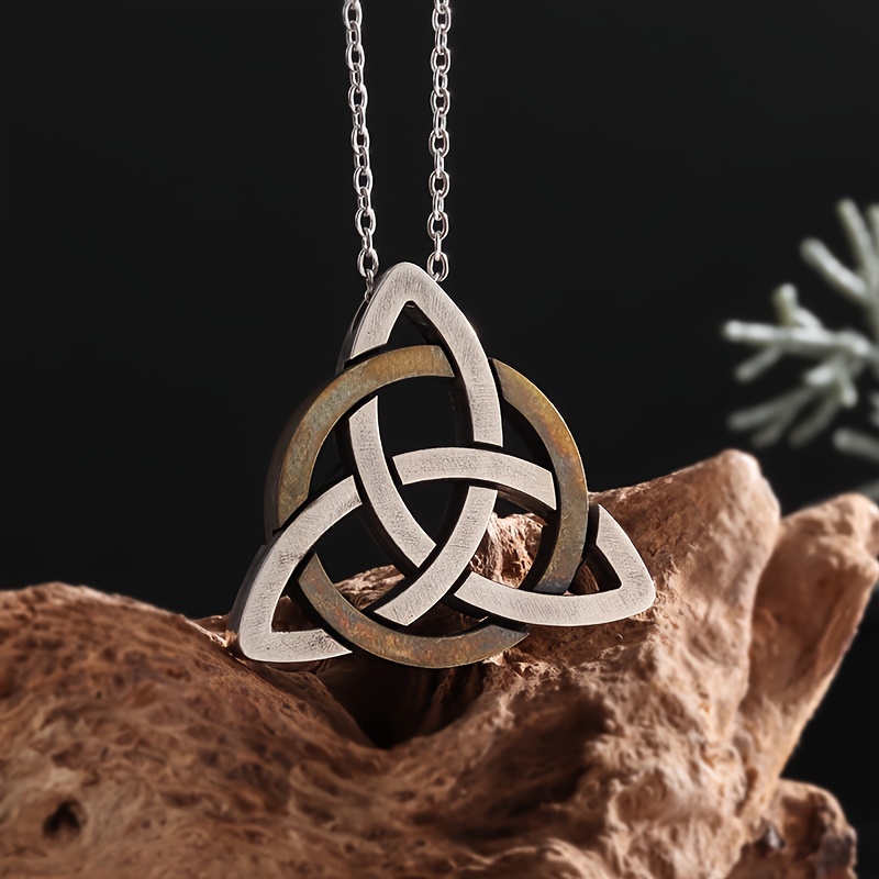 

1pc Stainless Celtic Knot Trinity Pendant Necklace - Fashionable Retro Style Accessory For Men - Ideal For Everyday Wear - Unique Birthday Gift For Boyfriend