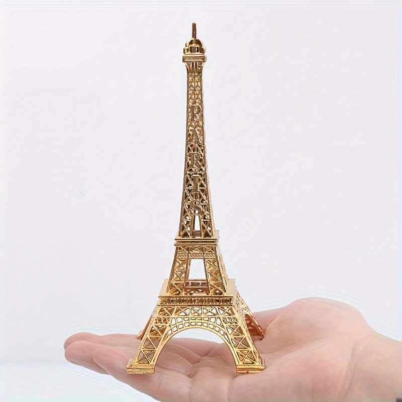 

1pc Golden Eiffel Tower Statue Decor, Metallic Paris Landmark Figurine, Mother's Day Gift, Tabletop Home & Office Decoration