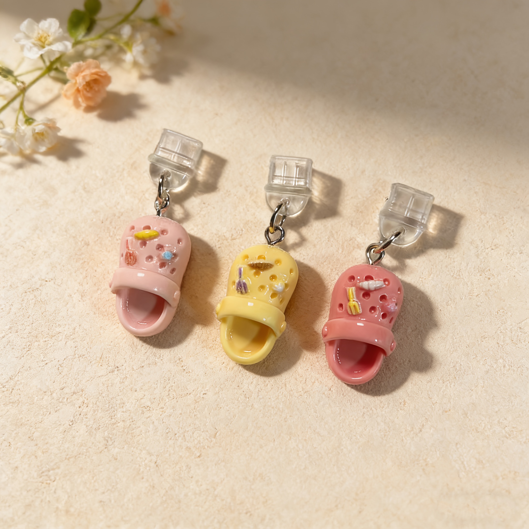 TEMU 3pcs Cute Clogs Design Phone Dust Plugs, Adorable Dust-proof Charms, Multiple Colors . Suitable For Iphone Type-c Dust Plugs, Dust Covers, Bag