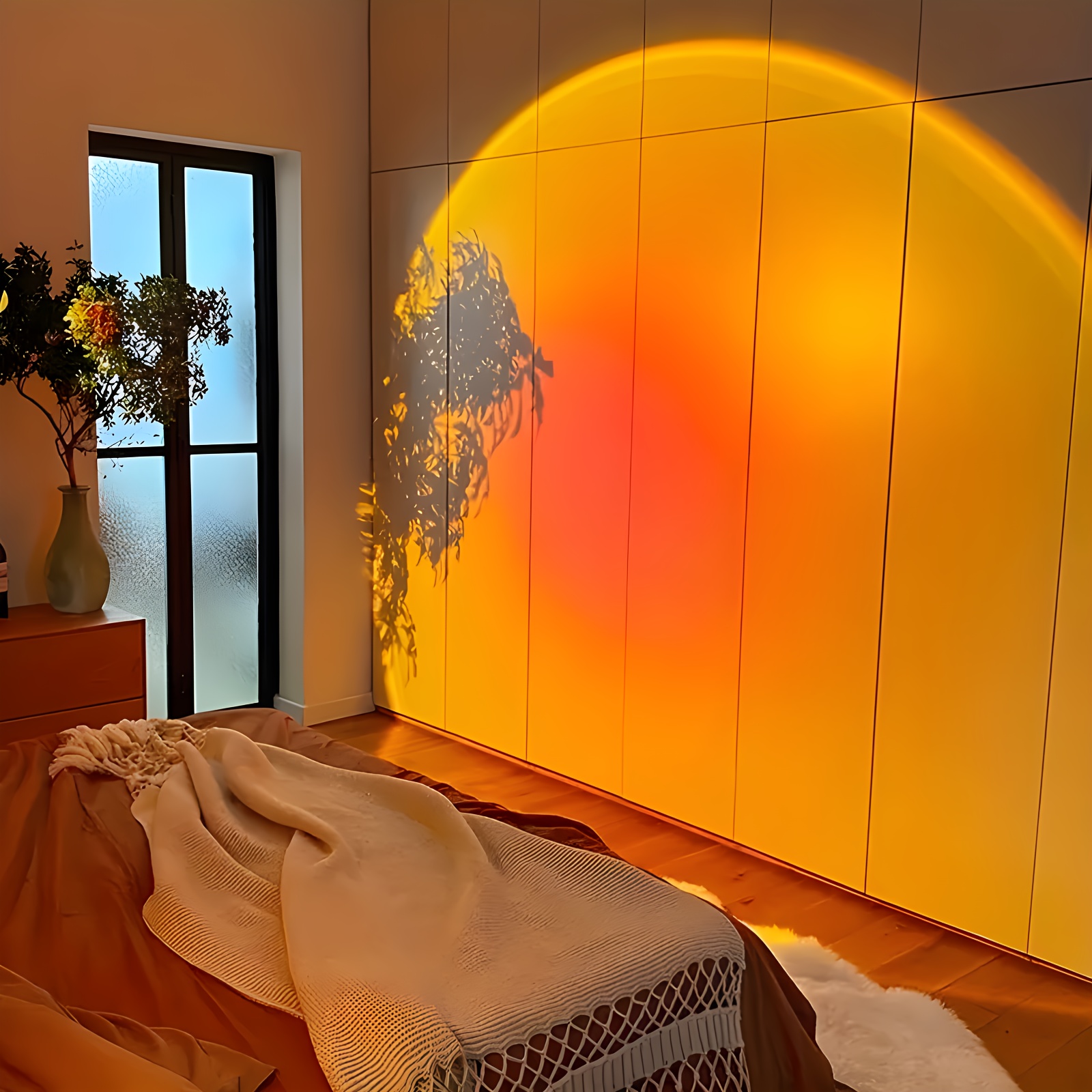 Sunset Ambiance Light, LED Night Light, Sunset Lamp, Projection Light, Photography Fill Light, Romantic Sunset Light for Bedroom and Living Room Decor, Family Gathering Birthday Gift, Vehicle and Room Decoration, Photography Fill/Selfie, Party, Camping Wedding Decor - Perfect Gift for Friends