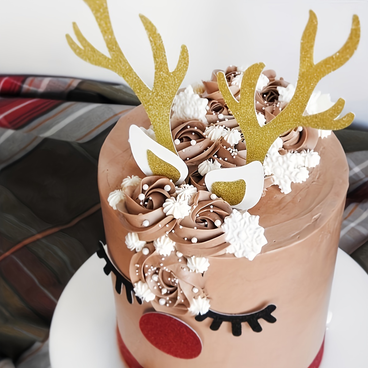 

Festive Paper Reindeer Cake Toppers - Perfect For Christmas Or Winter Parties - No Feathers, Easy To Use