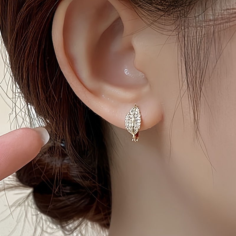 Zirconia Inlaid Leaf Hoop Earrings in Copper