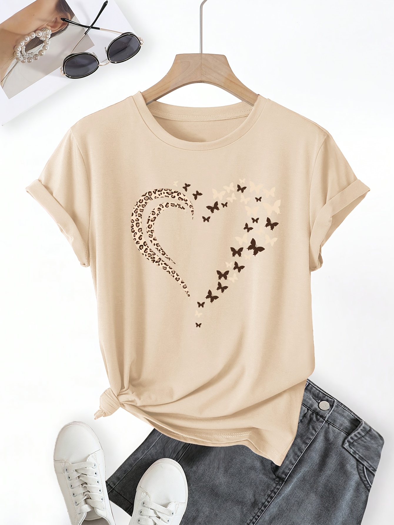 Casual Crew Neck Short Sleeve T-Shirt, Women'S Polyester Basic Round Neck Pullover, Heart Butterfly Pattern, with Slight Stretch, Regular Length and H Fit