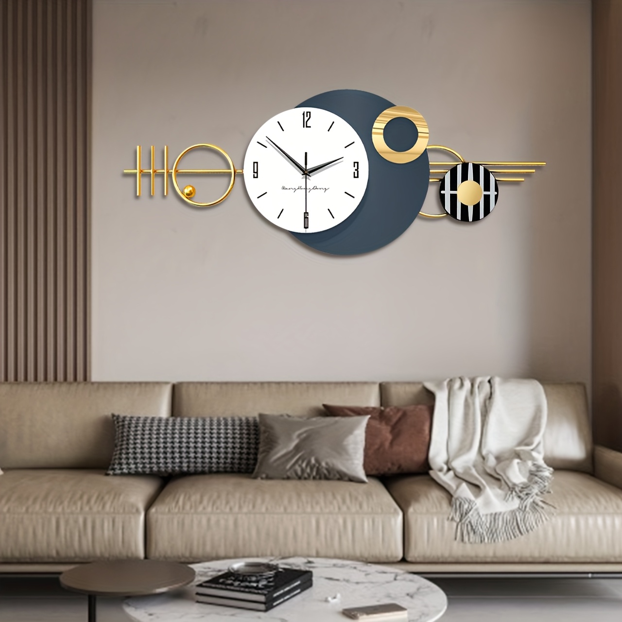 E-shop 1 goldene leise Wanduhr, nordischer Stil, leichter Luxus, moderne minimalistische kreative Dekorationsuhr, Ins-Stil, industriell natürlich,
