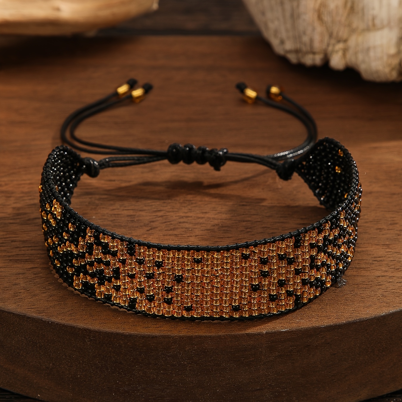 E-shop Bohemian-Stil Schwarzes Charm-Perlenarmband mit Sternenhimmel-Muster, Handgewebtes Modeaccessoire für Männer und Frauen, Ideal für den und zum