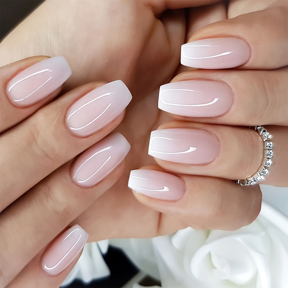 24pcs Glossy Short Coffin Press On Nails Classical Pink False Nails Gradient Reusable Fake Nails For Women
