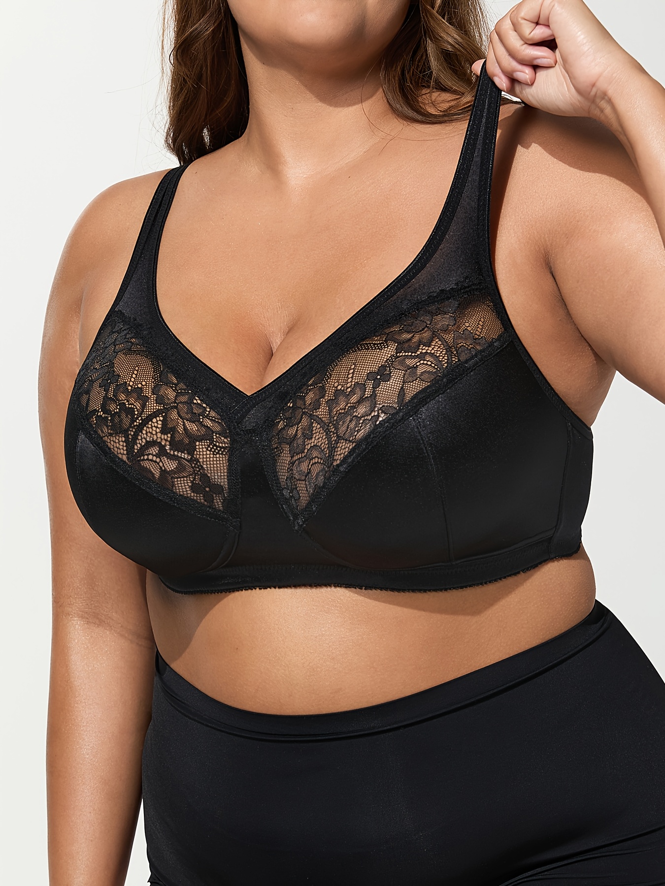 Elegant Plus-Size Women'S Breathable Lace Trim Bralette - Wireless, No-Pad Design with Medium Stretch, Perfect for Casual Attire, Everyday Bra|Elegant Lingerie|Breathable Fabric, Lingerie Accessories