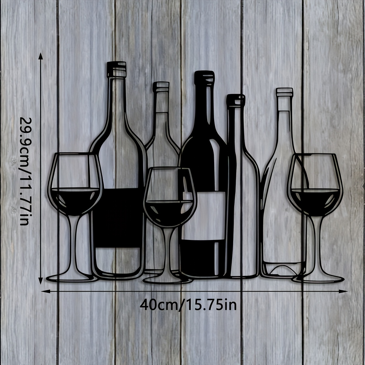 E-shop Eine Weinbecher-Wanddekoration aus Metall, 15,75 Zoll mal 11,77 Zoll groß, mit minimalistischem Linien-Design. Diese Wandkunst aus Eisen eignet