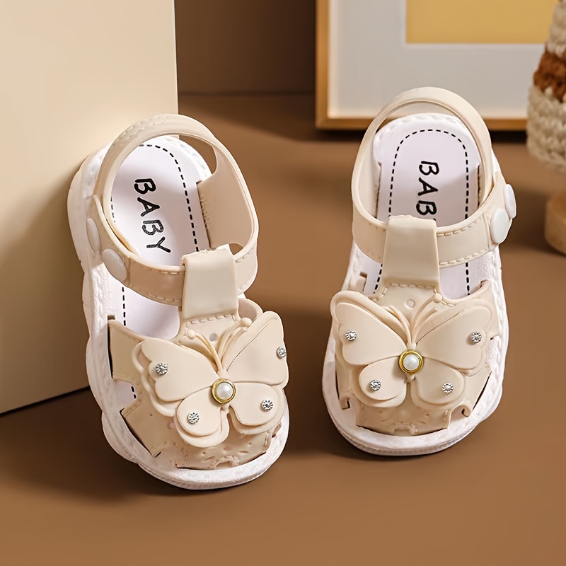 PEYOUR Girls' Breathable Sandals - Comfortable & Flexible Sole Youngsters Walking Shoes with Butterfly Motif & Pearl Decorations, Perfect for Spring/Summer Indoor & Outdoor Use