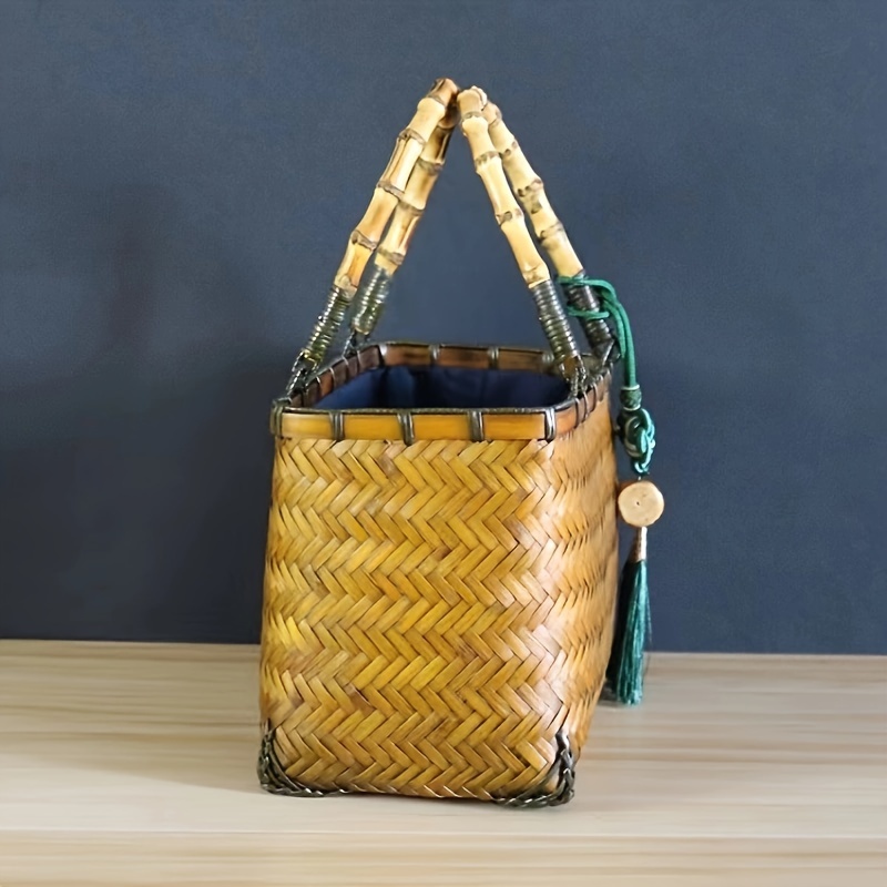  high quality drawstring details 1