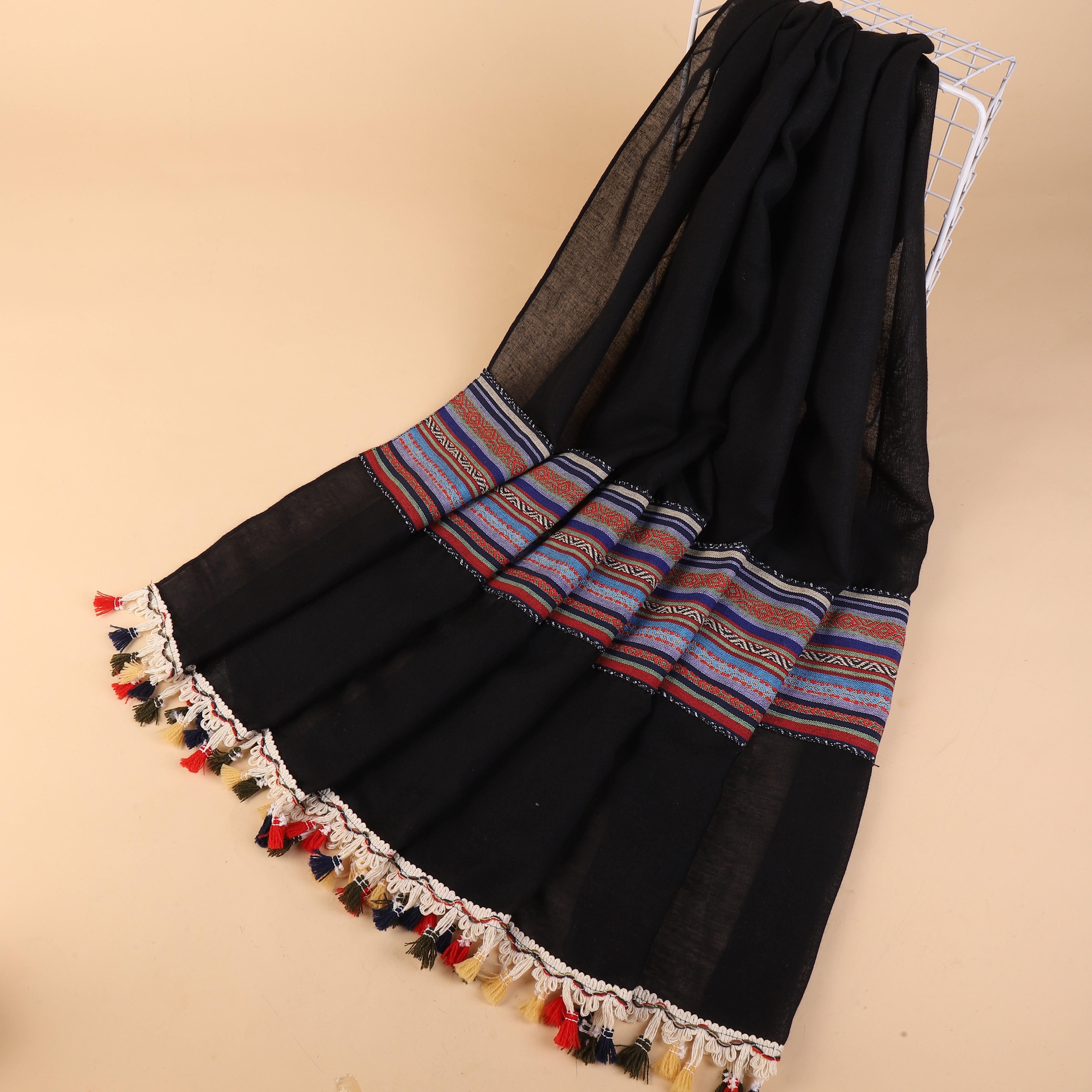 Image of 1pc And Tassel Bohemian Style Women's Headscarf Scarf Suitable For Daily Use