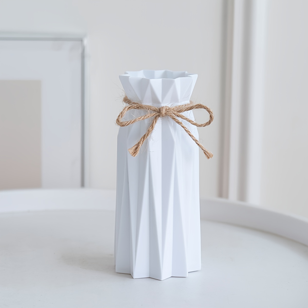 TEMU 1pc, White Plastic Origami Vase, 6.9 Inches Tall, Solid Color Plastic Porcelain Appearance, For Tabletop Centerpiece, Living Room Kitchen, , Holiday Celebration Decoration, Twine Inside