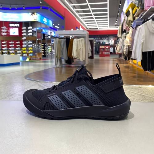 25 mens and womens water lightweight and breathable outdoor casual sports hq9170