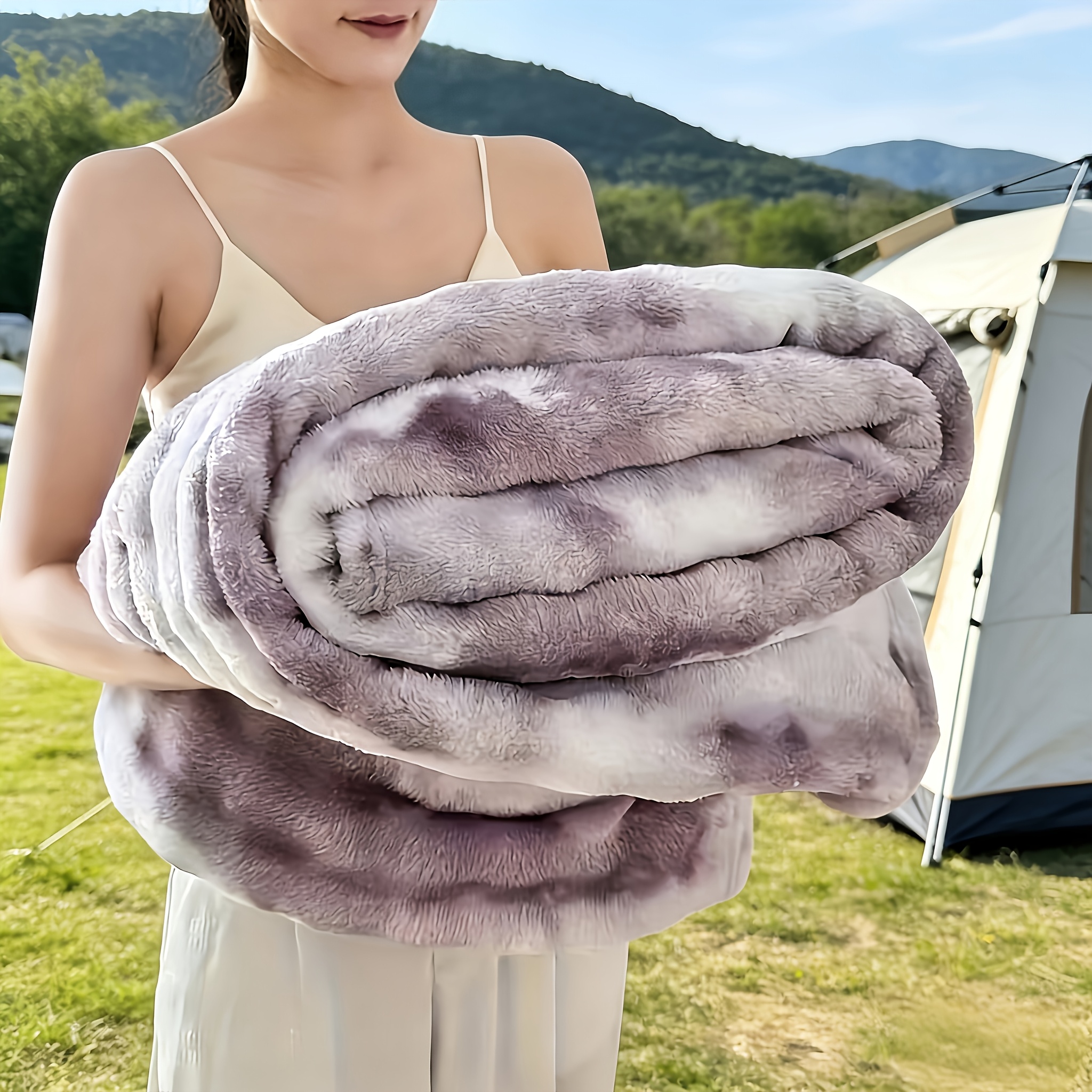 1pc Outdoor Blanket, Soft And Comfortable, Outdoor Blanket For Camping, Picnic, Hiking, Mountaineering And Leisure, Universal In