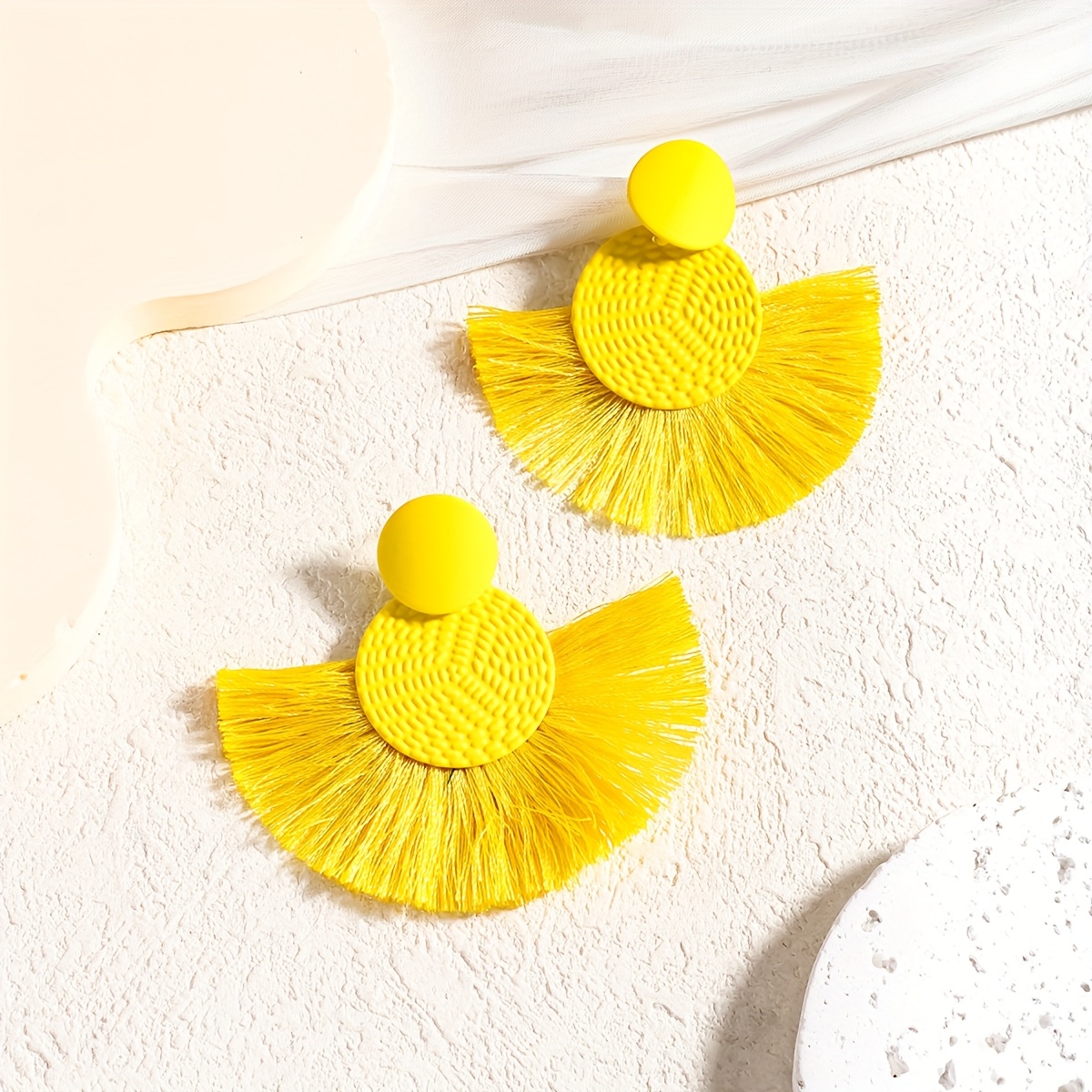 Image of A Pair Of Stylish Drop Earrings For Women, Featuring Exaggerated And Unique Handmade Fan-shaped Tassels, Bohemian Geometric Hollow Designs, Perfect For Gifting