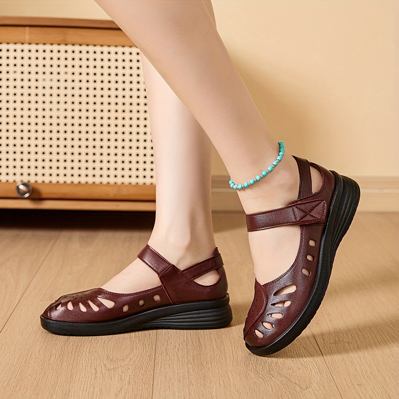 Soft-Soled Wedge Heel Women'S Baotou Open-Toe Sandals, Hollowed Out with Pattern Design, Non-Slip And Comfortable, Suitable for Daily Casual Walking, Closure for Easy Wearing And Taking Off, Suitable for Work, Workplace, And Travel, Women Shoes