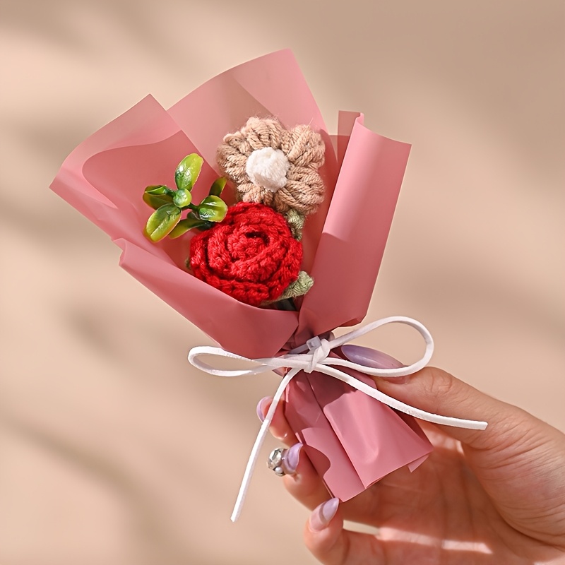 TEMU 1pc Of Faux Flower Knitted Mini Rose Bouquet With Gift Bag, Suitable As A Present For Valentine's Day, Mother's Day, Or Everyday Gifts