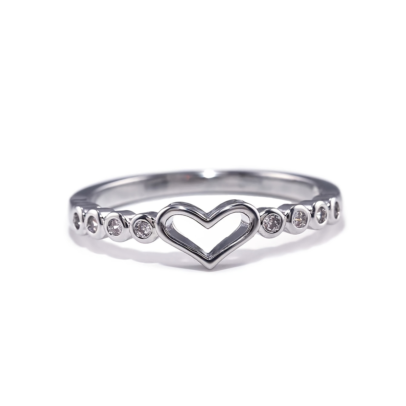 Women's Fashionable Heart-Shaped Engagement Ring