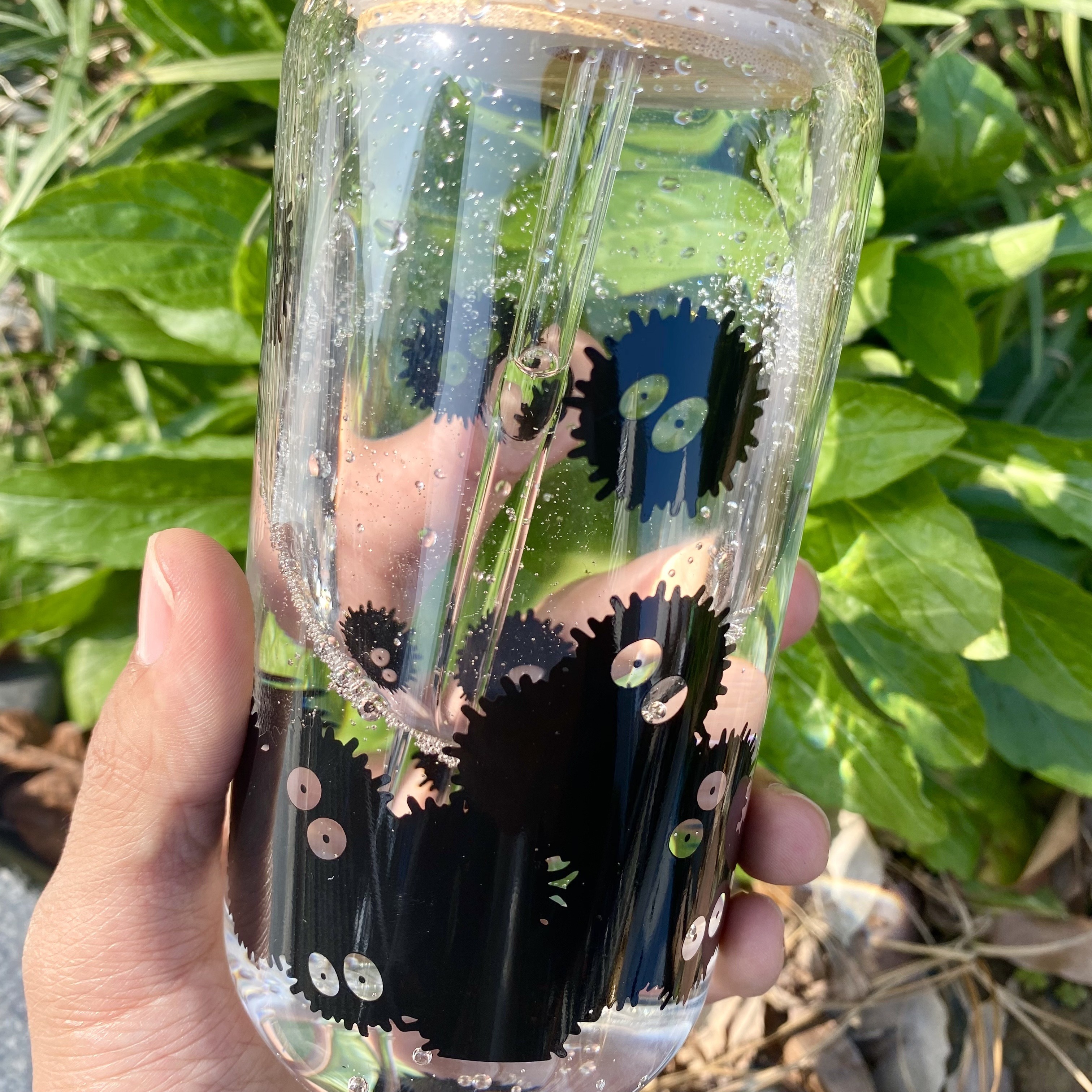 16 oz plastic omoji cups with lids and straws 16 oz