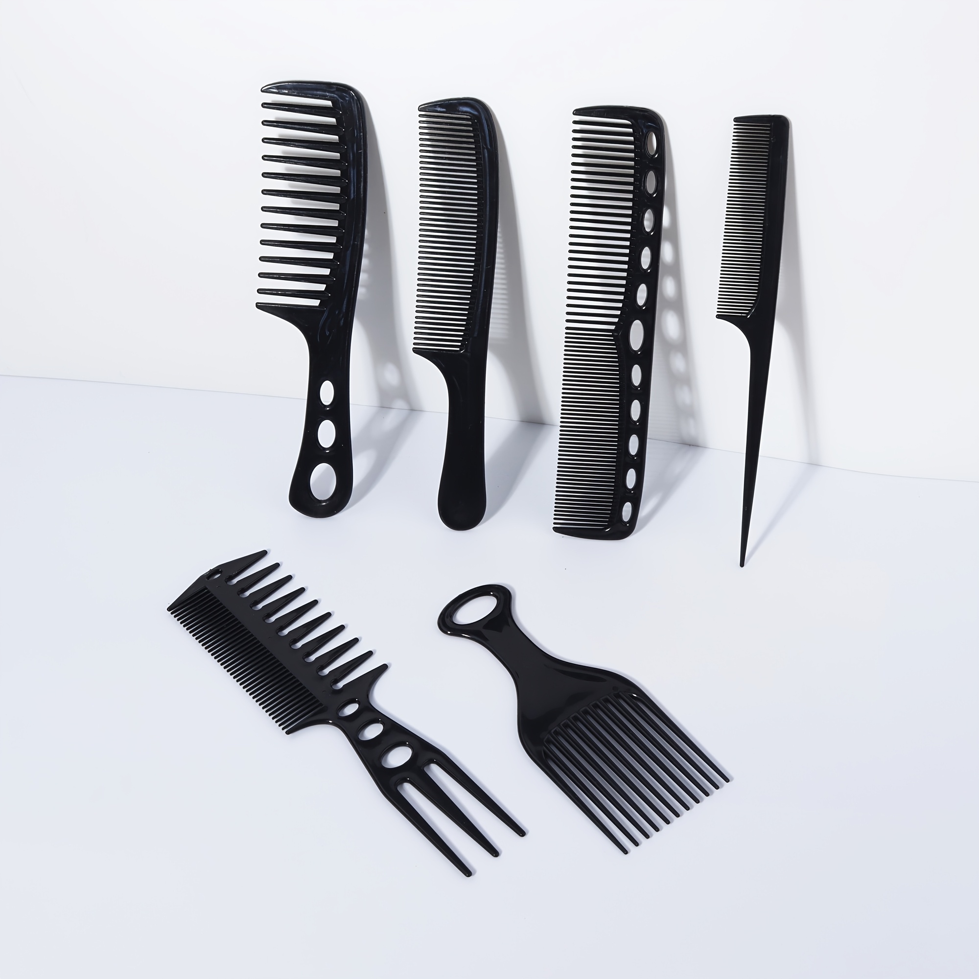 E-shop 6-teiliges Stylingkamm-Set - eine professionelle Haarbürste für alle Haarlängen und Frisuren, mit Harzgriff, für Friseursalons und den