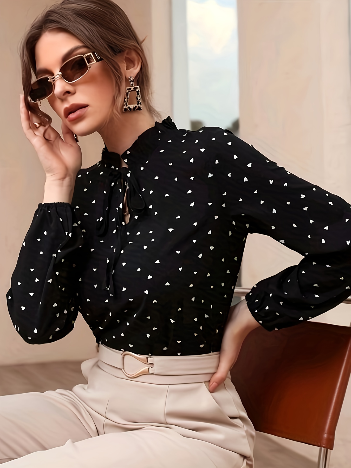 Camicetta con stampa a cuore e cravatta, elegante camicetta a maniche lunghe