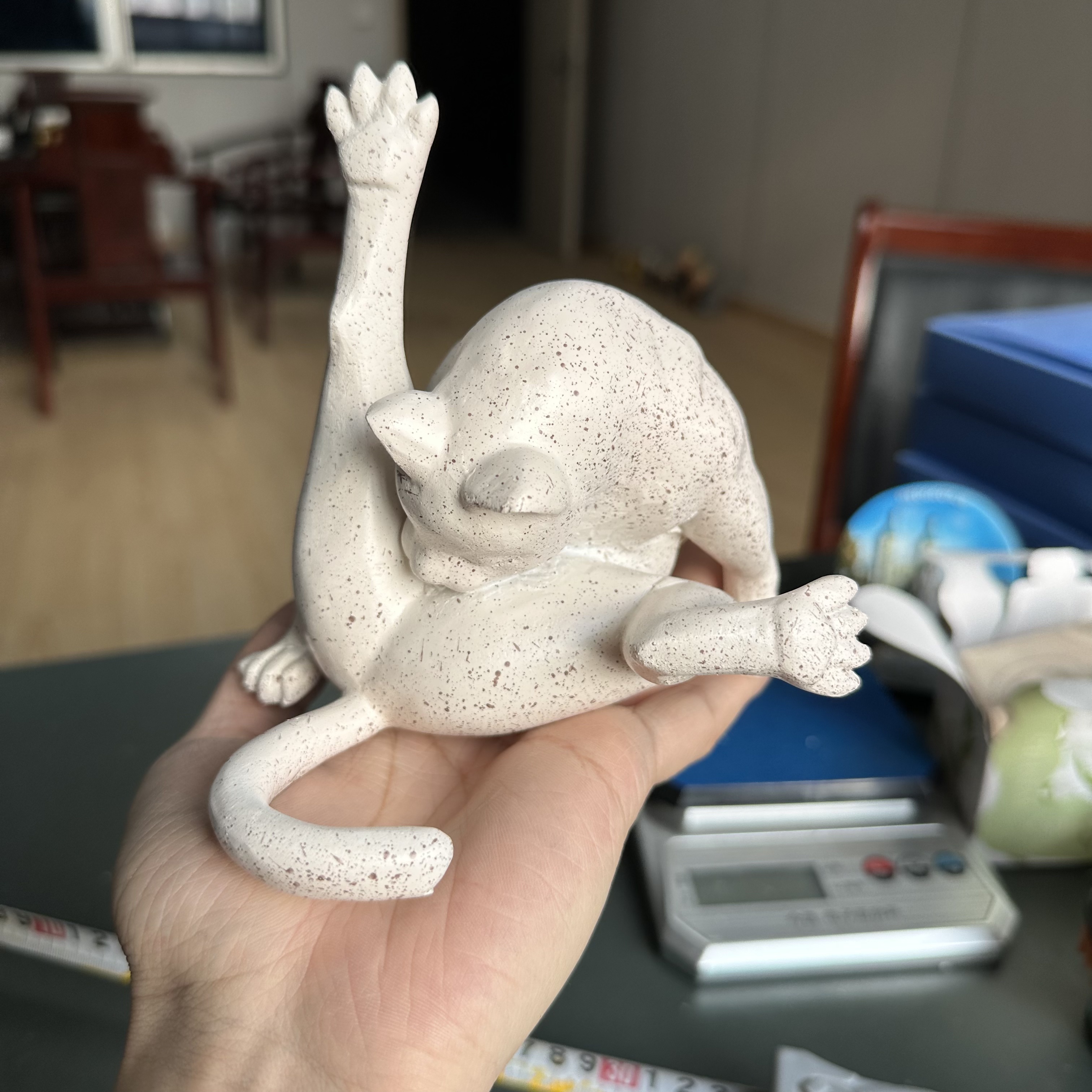 Image of 1pc Cat Resin Statue - Cute & Lifelike Outdoor Garden Decor, Perfect Desktop Ornament With , Ideal For Halloween Decoration