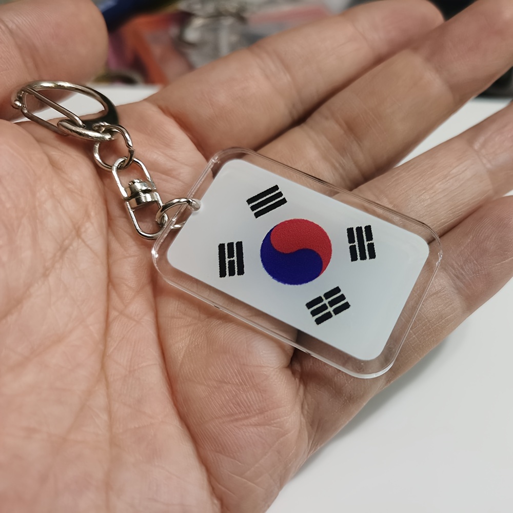 

1pc South Korean Flag Keychain For Men, Acrylic Material Keychain, Suitable For Daily Use, Keys, Backpack, Small Gift For Good Friends