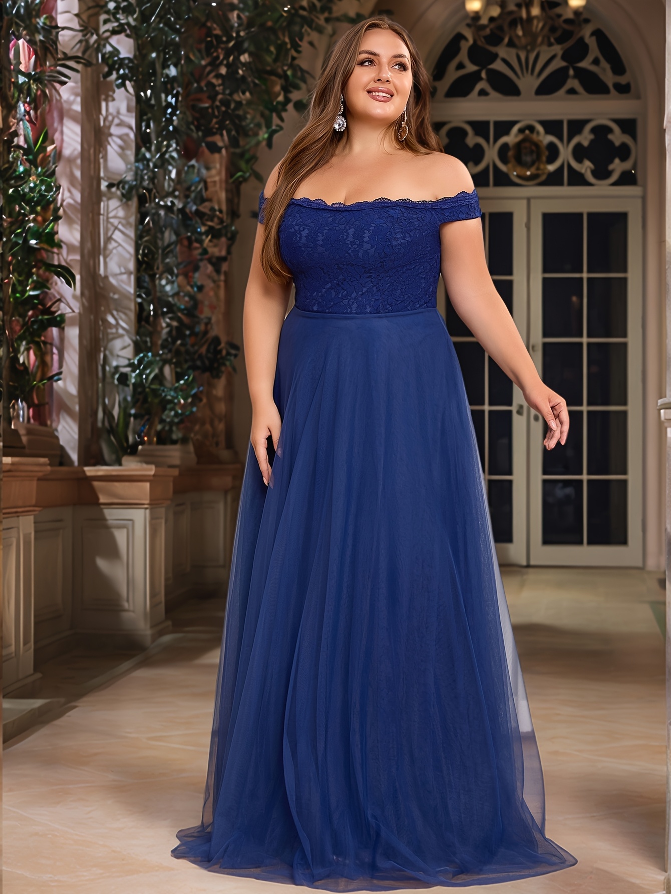 Women's Plus Size Royal Blue Formal gown Elegant with Spaghetti straps,  flared A-Line bridesmaid prom dress for Bridesmaids, Maid of Honor