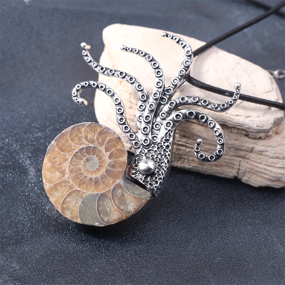 

1pc Creative Octopus Design Swirl Splicing Shell Pendant Chain Necklace, Suitable For Daily Wear