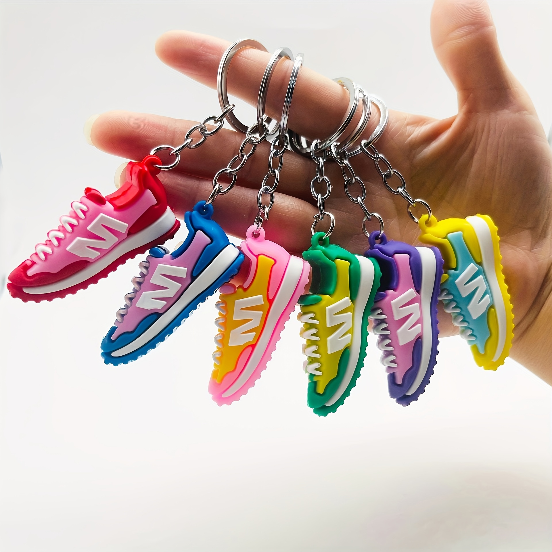 COLORFUL BLING Mini Rubber Slipper Keychain - Cute Shoe Style Keyring Gift, White (1pc)
